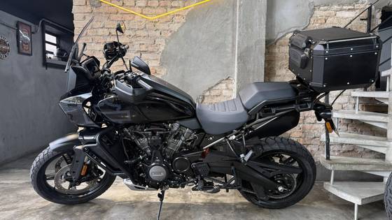 HARLEY-DAVIDSON PAN AMERICA 1250 S 